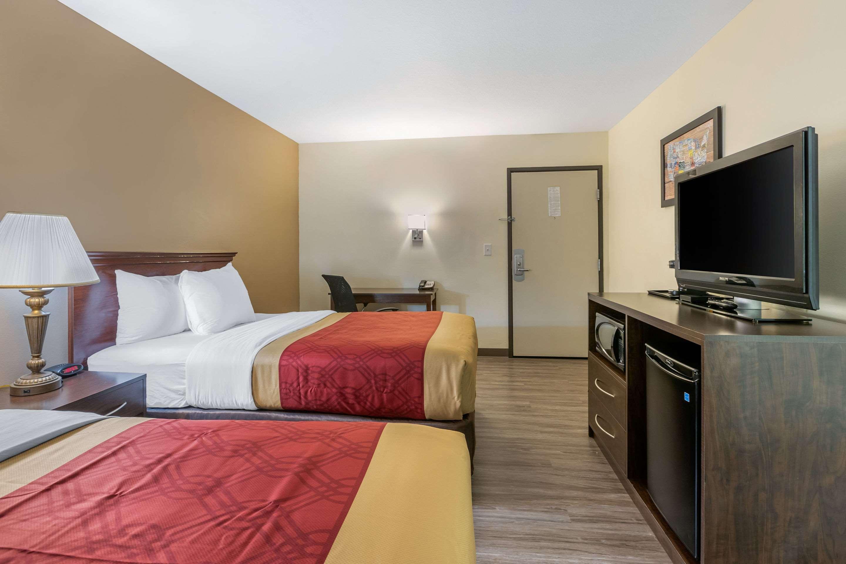Econo Hospedaje Inn&Suites Fairgrounds Des Moines Exterior foto